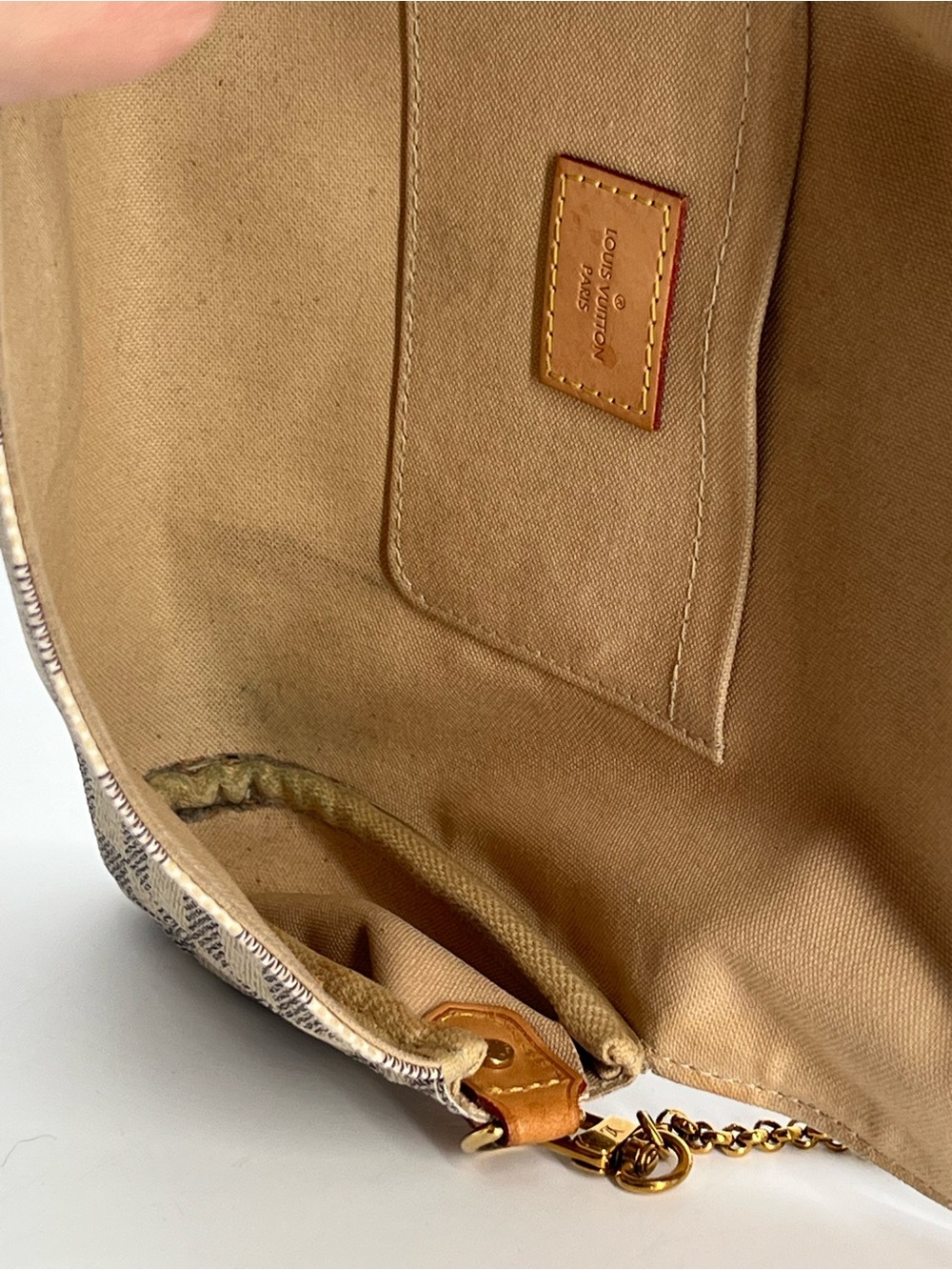 Louis Vuitton Damier Azur Favorite PM Crossbody Bag - Picture 12 of 12